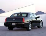 Cadillac DTS 2005 года